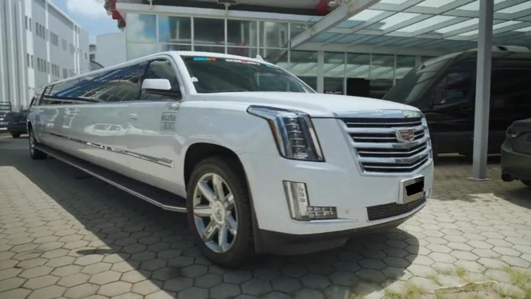 Cadillac Escalade Limousine Available for Rent - Transport / Luxury Car ...