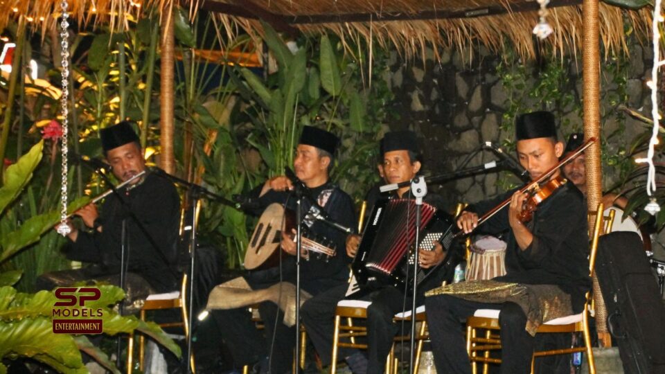 Persembahan Ghazal Live Band, Kumpulan Ghazal Kuala Lumpur, Muzik Tradisional Melayu Selangor, Sewa Live Band Tradisional, Ghazal untuk Majlis Perkahwinan, Persembahan Muzik untuk Majlis Korporat, Kumpulan Gamelan Putrajaya, Hiburan Majlis Rasmi KL, Band Muzik Tradisional Eksklusif, Ghazal Live Band Klang Valley, Persembahan Kebudayaan Melayu, Pemuzik Ghazal Profesional, Hiburan Gala Dinner Malaysia, Muzik Tradisional Majlis VIP, Tempah Kumpulan Ghazal Shah Alam, Persembahan Tradisional Melayu, Live Band Melayu Asli, Ghazal untuk Majlis Kerajaan, Pakej Hiburan Perkahwinan Tradisional, Muzik Tradisional Negeri Selangor, Kumpulan Ghazal Seri Mersing, Hiburan Majlis Hi-Tea KL, Band Tradisional Melayu Moden, Persembahan Gamelan & Ghazal, Ghazal Live Band Petaling Jaya, Muzik Tradisional untuk Festival, Hiburan Makan Malam VIP, Band Melayu Asli untuk Event, Pakej Muzik Tradisional Klang, Ghazal untuk Majlis Pertunangan, Kumpulan Ghazal Putrajaya, Hiburan Tradisional KLCC, Persembahan Tradisional Hotel, Band Ghazal Profesional, Muzik Warisan Melayu Malaysia